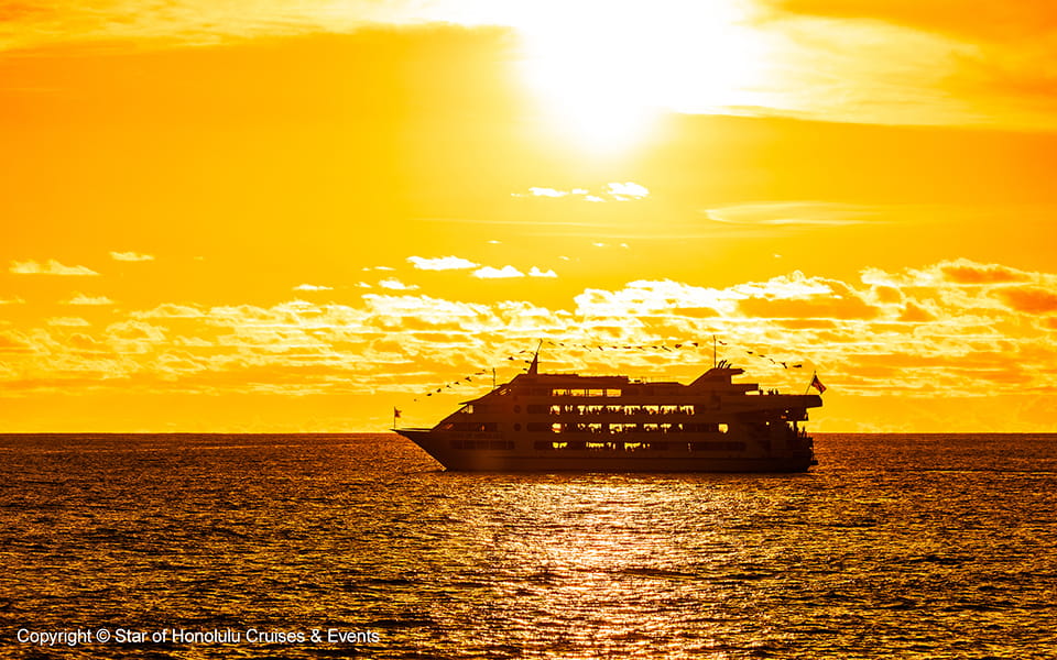 サンセット＆ナイトクルーズ　スターオブホノルル号
