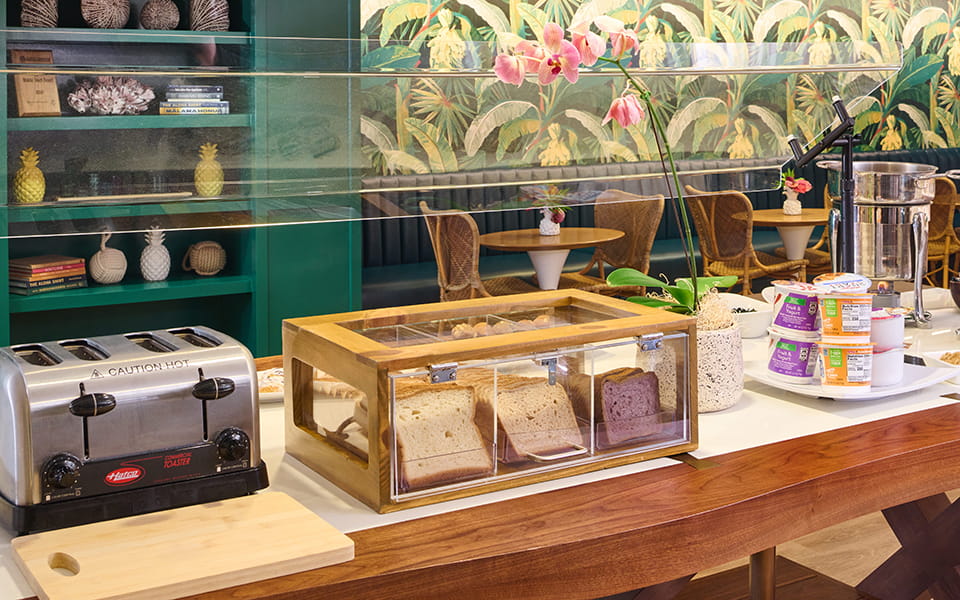 クラブラウンジ