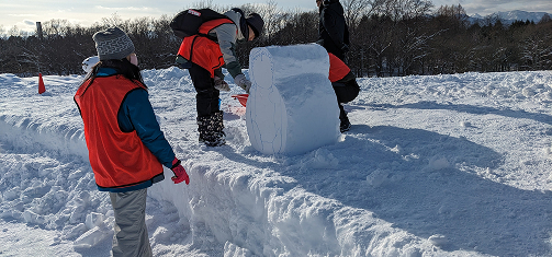 雪像造り体験