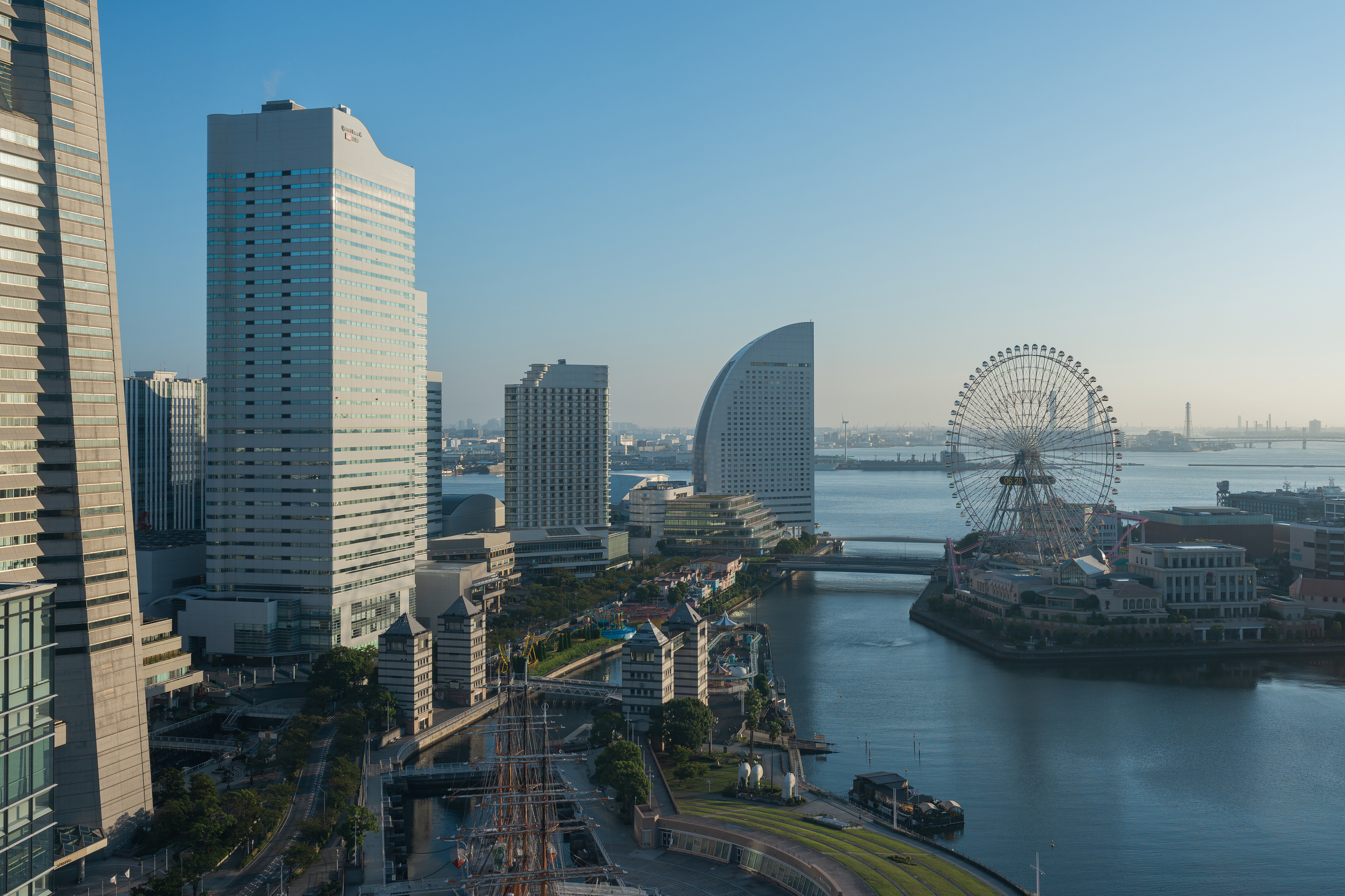 横浜ベイホテル東急外観