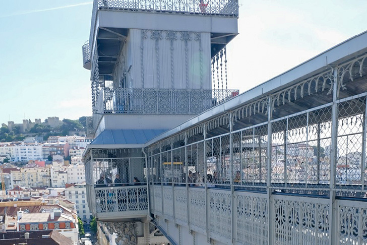 サンタ・ジュスタのエレベーターのイメージ写真