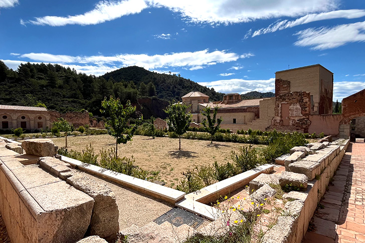 エスカラデイ修道院（イメージ）