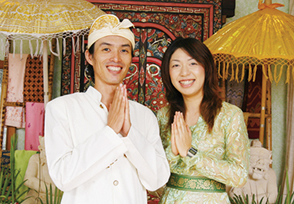 バリ島 正装衣装 試着体験(イメージ)