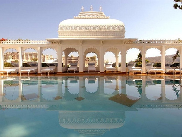 Taj Lake Palace Udaipur (タージ　レイクパレス　ウダイプール)外観