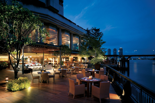 シャングリラ ホテル バンコク「NEXT2 Cafe」