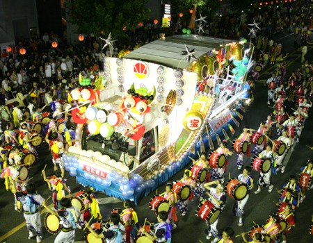 Morioka Sansa Odori Festival Reserved Seats & Walking City Tour