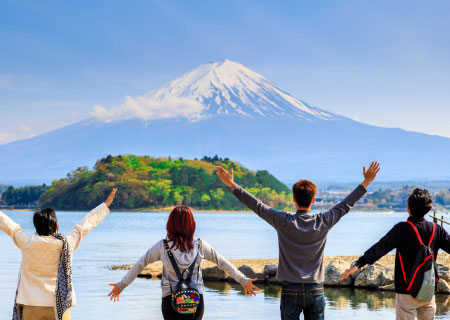 Panoramic Mt. Fuji, Hakone Pirate Ship & Gotemba Premium Outlets!