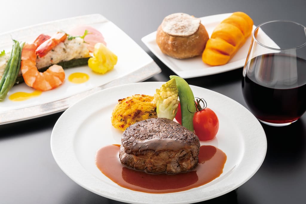 ビジネスクラス機内食（イメージ）
