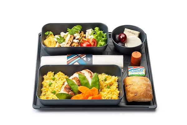 プレミアムエコノミークラス機内食（イメージ）