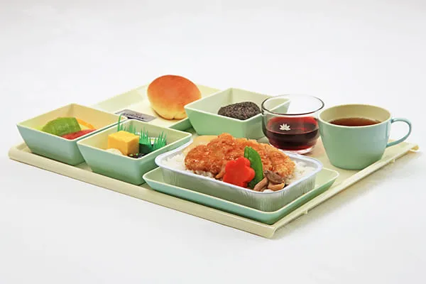 エコノミークラス機内食（イメージ）
