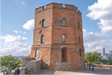 ケディミナス城