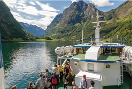 クルーズネーロイフィヨルド