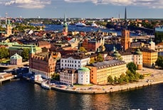 ガムラスタンを一望