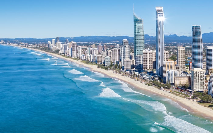 サーファーズパラダイスビーチ