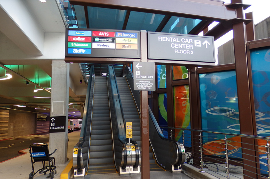 空港内のアクセス2