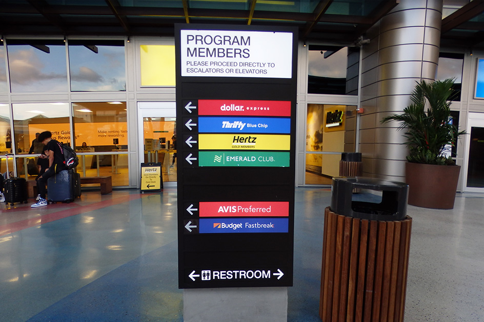 空港内のアクセス3