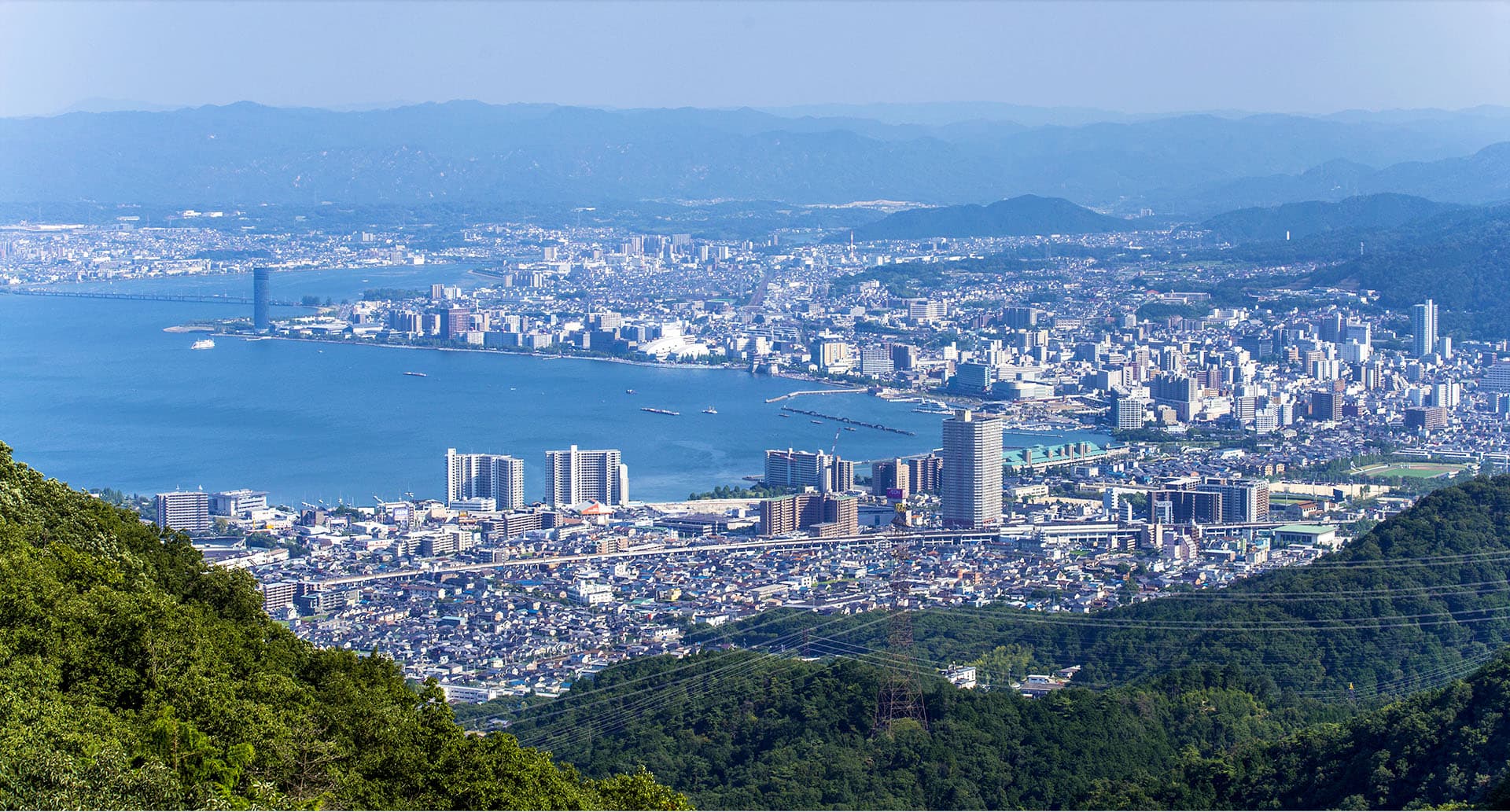 比叡山から見下ろす琵琶湖