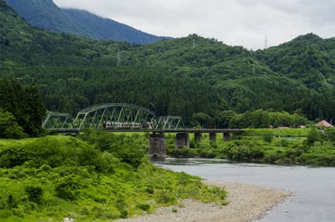 月岡・咲花・阿賀野川
