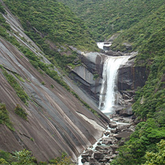 千尋の滝（イメージ）