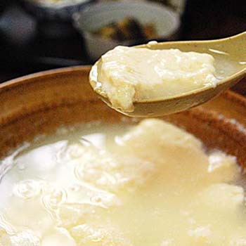 温泉湯豆腐