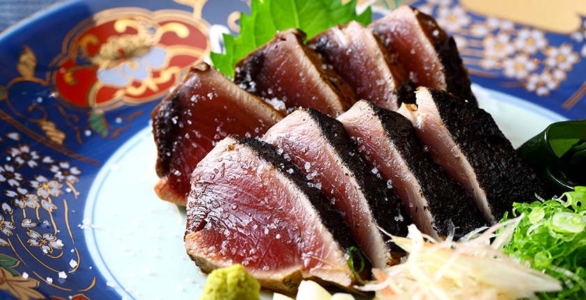 藁焼き鰹たたき（イメージ） 