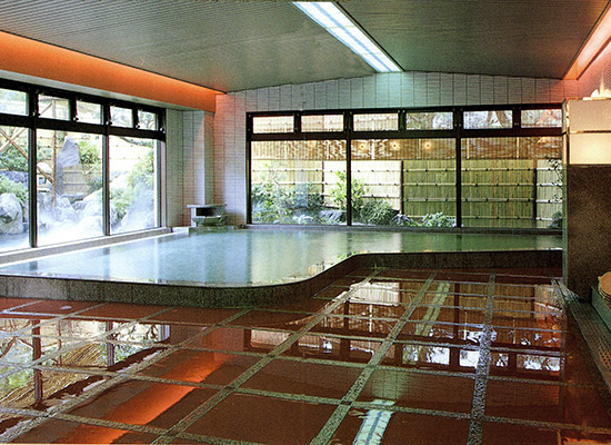 大浴場（瑠璃）