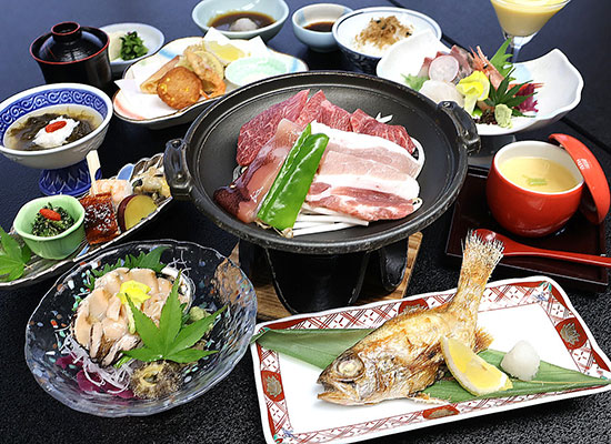 夕食（イメージ）