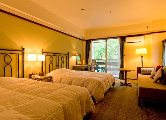 タワー館洋室（客室一例）