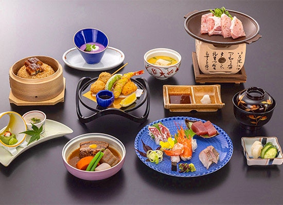 夕食（イメージ）