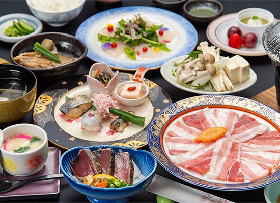 夕食（イメージ）