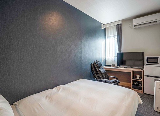 ダブルルーム（客室一例）