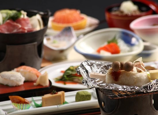 夕食（イメージ）