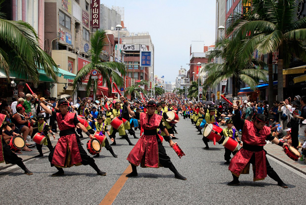 沖縄・国際通りのおすすめ食べ歩きスポット「奇跡の1マイル」はイベントや魅力も満載！