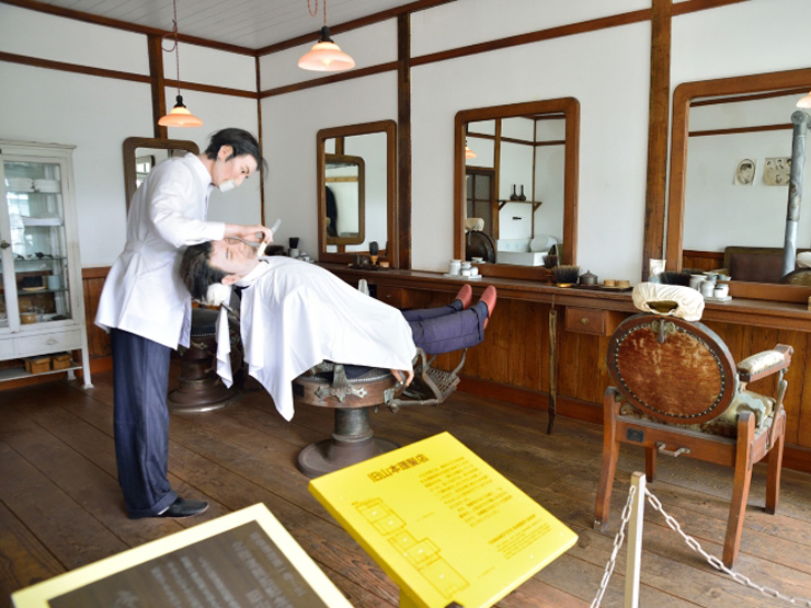 旧山本理髪店　提供：さっぽろ観光写真ライブラリー