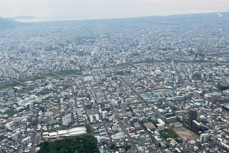 搭乗機からの景色(イメージ) 搭乗機からの景色(イメージ)