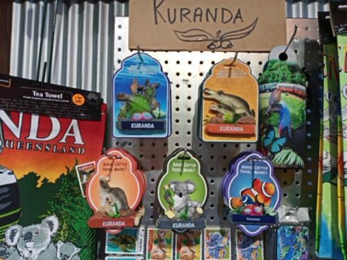 村の人々や自然と動物に出会えます