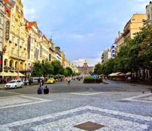 チェコの新市街、旧市街とはまた違う魅力があります。