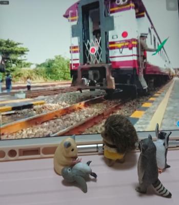 アユタヤ鉄道の旅