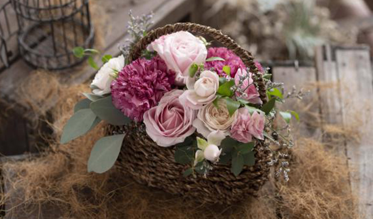 自宅にレシピと花材をお届け！オーダーメードのお花時間