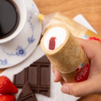 「新杵堂」 クレープアイスロール