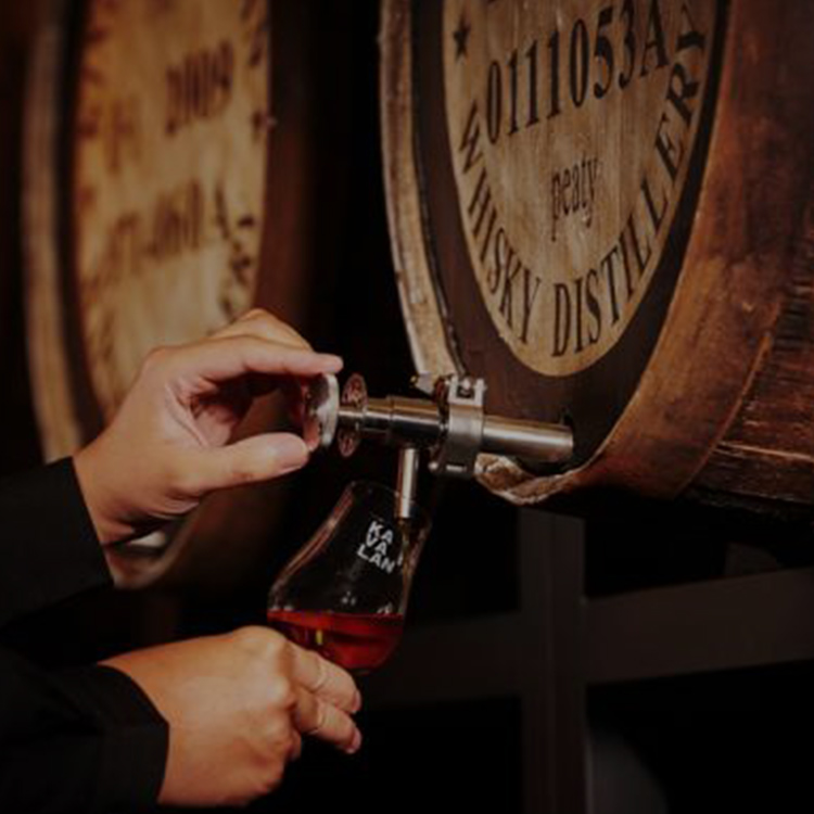 台湾ウイスキー・カバランBARでオンライン飲み会！