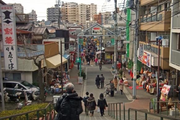 英語で旅するnippon 歴史と情緒が溢れる東京下町 谷根千 を巡るウォーキングツアー His オンラインツアー