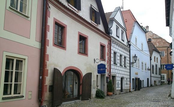 世界でもっとも美しい街 チェコの世界遺産チェスキークルムロフぶらぶら町歩き His オンラインツアー