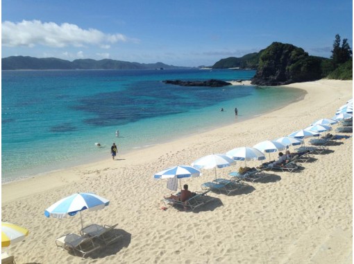 座間味島 阿嘉島 ケラマブルーをお届け ニシバマビーチと古座間味ビーチから二元ライブ中継 His オンラインツアー