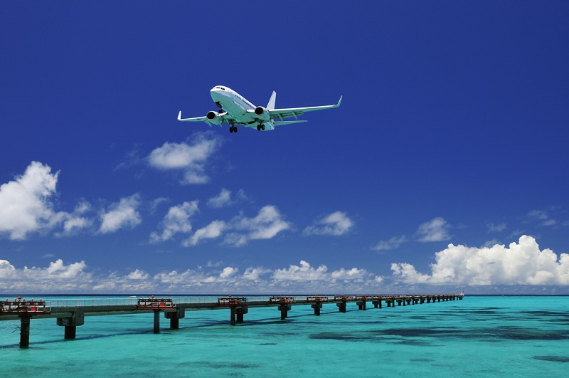 <span class="blue bold">17END</span>
<br/>下地空港滑走路北側にある宮古諸島屈指の絶景スポット