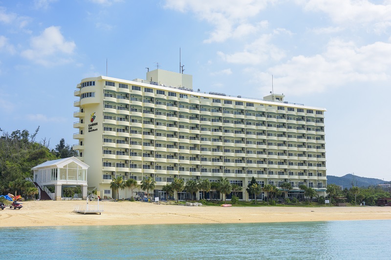 ありのままの自然を感じるビーチリゾート<br/><span class="bigger red bold">7,700円</span>～