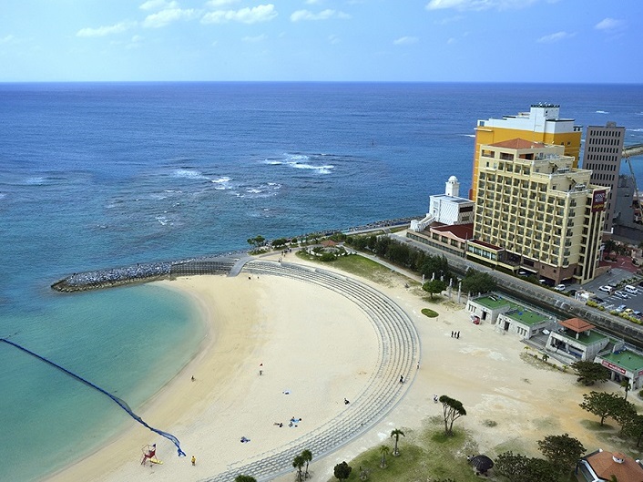 行き届いたサービスと上質な設えで、居心地の良い滞在をお届けします<br/><span class="bigger red bold">9,100円</span>～