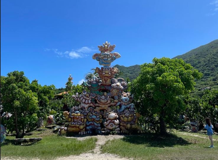 大人<span class="biggest pink bold">6,900</span>円～　
<br/>小人<span class="biggest pink bold">5,900</span>円～　