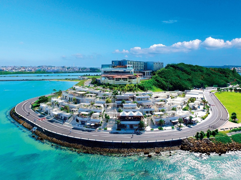 <span class="purple bold">★午後発★</span>首里城応援コース<br/><span class="red bold">新コース</span><br/>2026年4月1日以降：火・木・土曜日催行<br/>大人<span class="biggest pink bold">3,900</span>円～　<br/>小人<span class="biggest pink bold">3,000</span>円～　