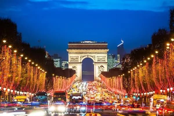 素敵なパリのクリスマス